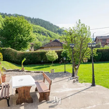 Къща За Гости ベルコヴィツァ