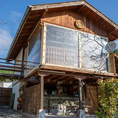 ゲストハウス Къща За Гости